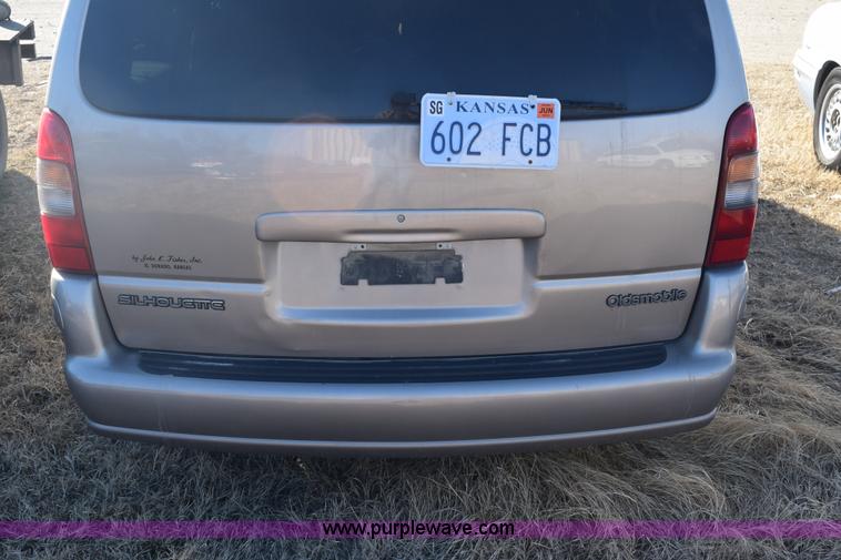 image for item E6176 1998 Oldsmobile Silhouette Extended van