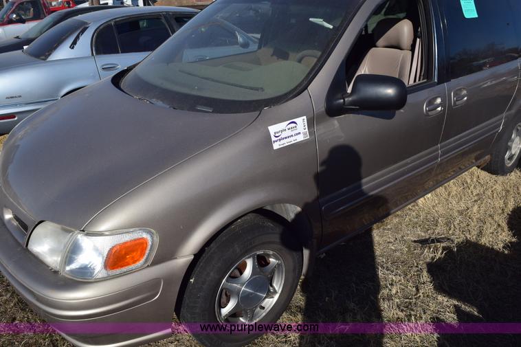 image for item E6176 1998 Oldsmobile Silhouette Extended van