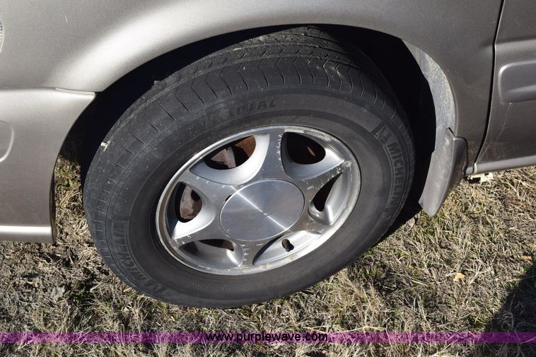 image for item E6176 1998 Oldsmobile Silhouette Extended van