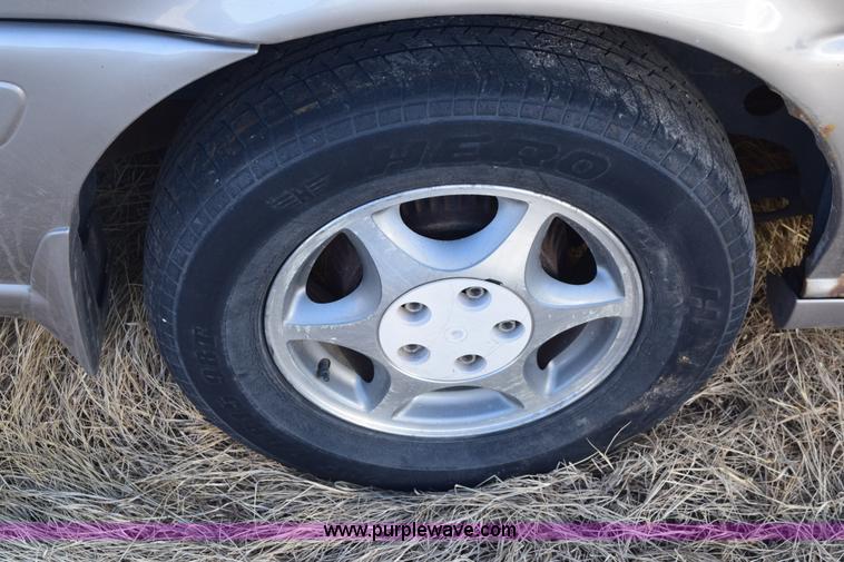 image for item E6176 1998 Oldsmobile Silhouette Extended van