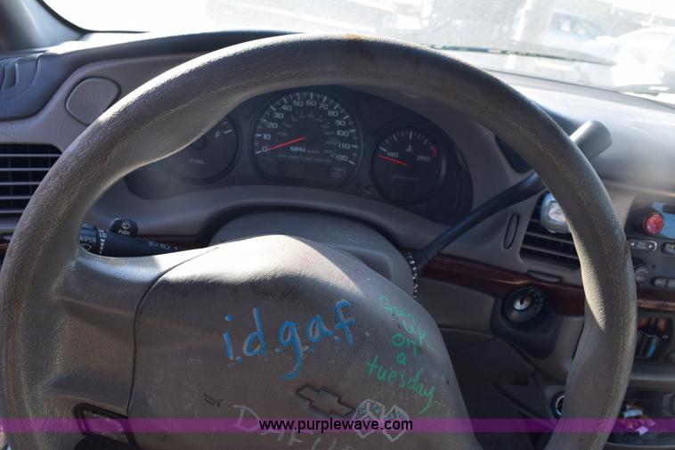 image for item E6177 2004 Chevrolet Impala