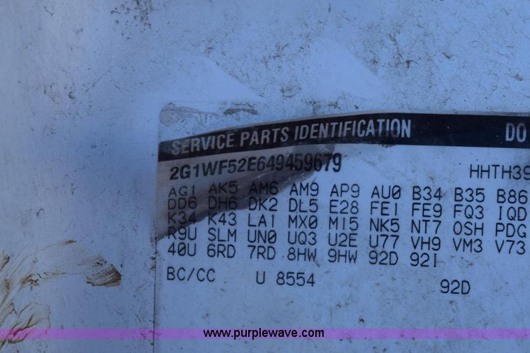 image for item E6177 2004 Chevrolet Impala