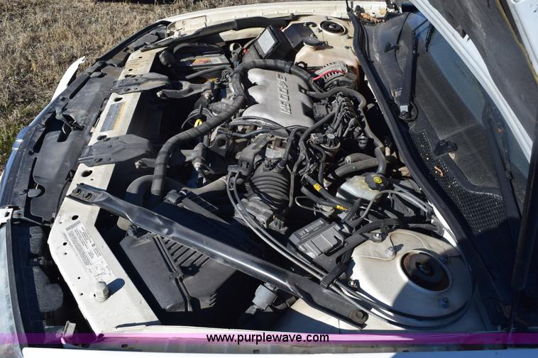 image for item E6177 2004 Chevrolet Impala