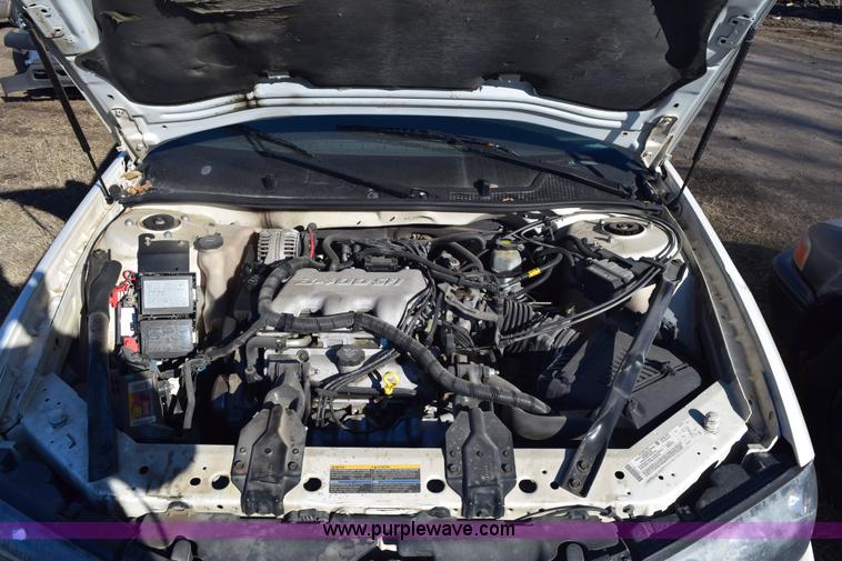 image for item E6177 2004 Chevrolet Impala