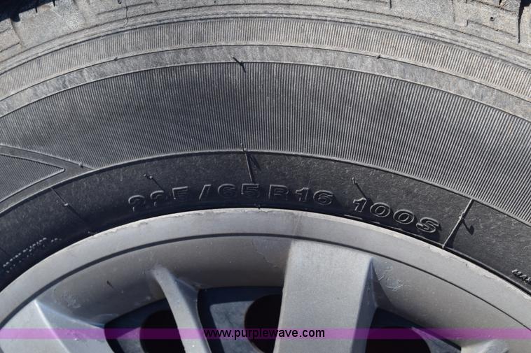 image for item E6177 2004 Chevrolet Impala