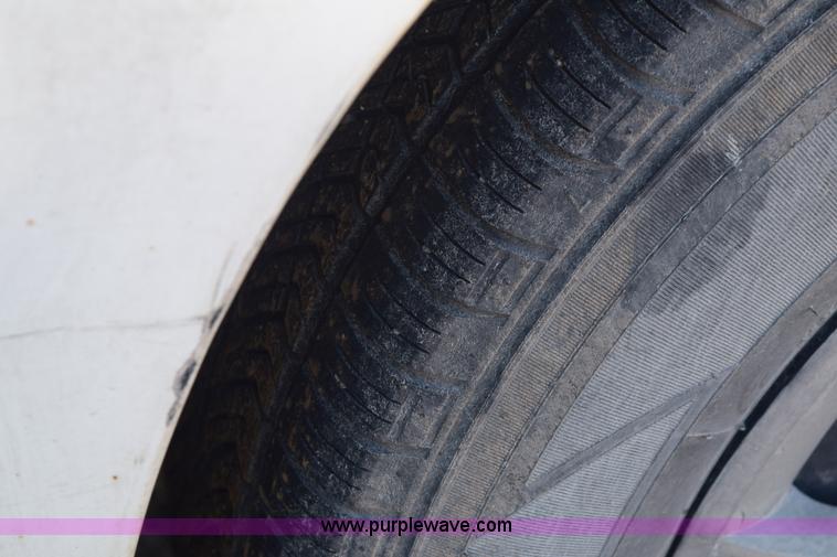 image for item E6177 2004 Chevrolet Impala