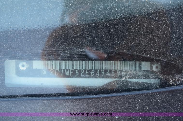 image for item E6177 2004 Chevrolet Impala