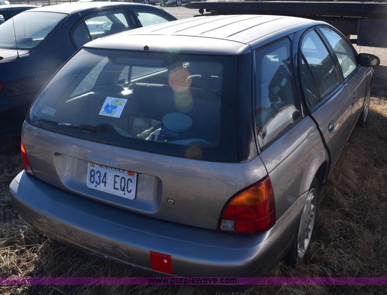 image for item E6179 1997 Saturn SW2