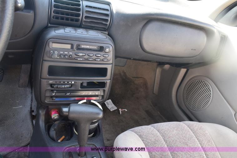 image for item E6179 1997 Saturn SW2