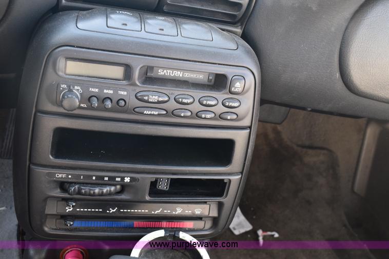 image for item E6179 1997 Saturn SW2