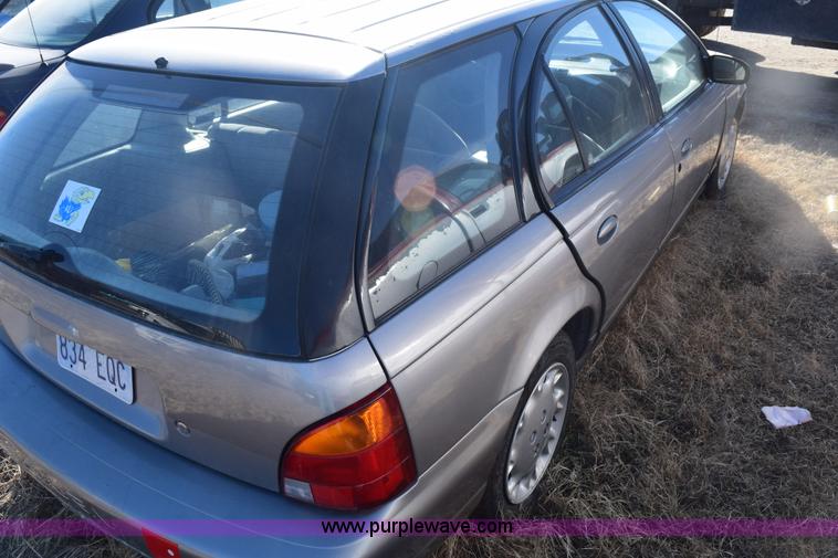 image for item E6179 1997 Saturn SW2