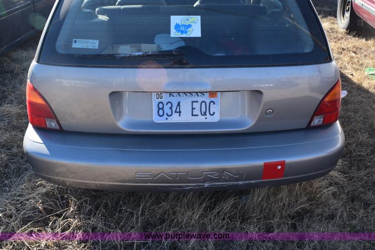 image for item E6179 1997 Saturn SW2