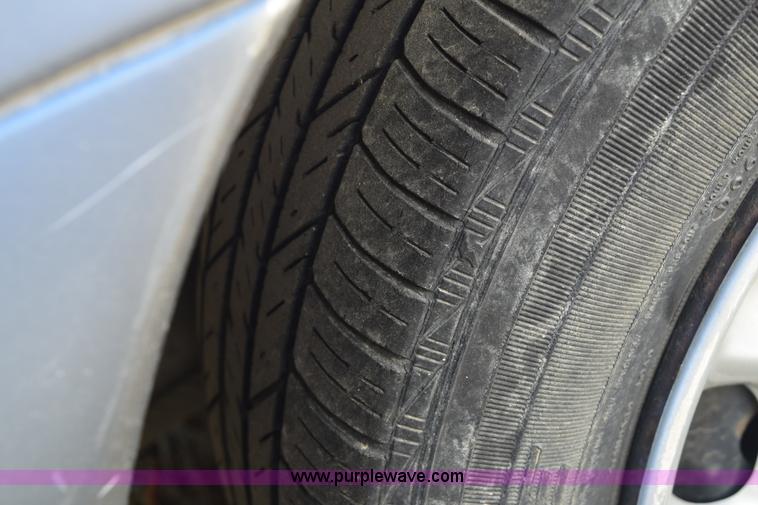 image for item E6179 1997 Saturn SW2