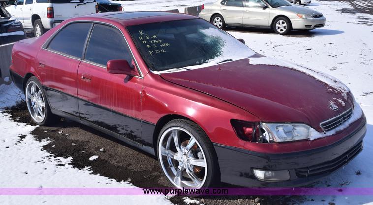 image for item E6181 2001 Lexus ES300