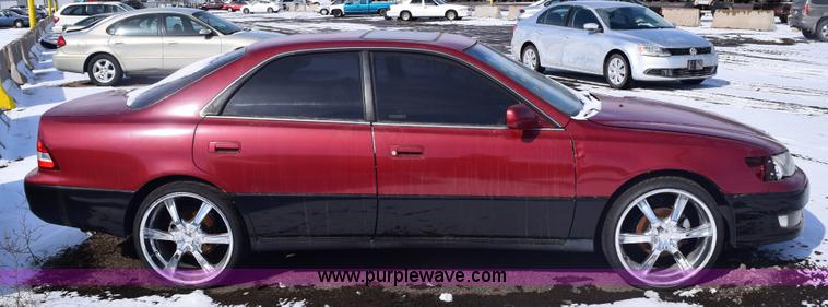 image for item E6181 2001 Lexus ES300