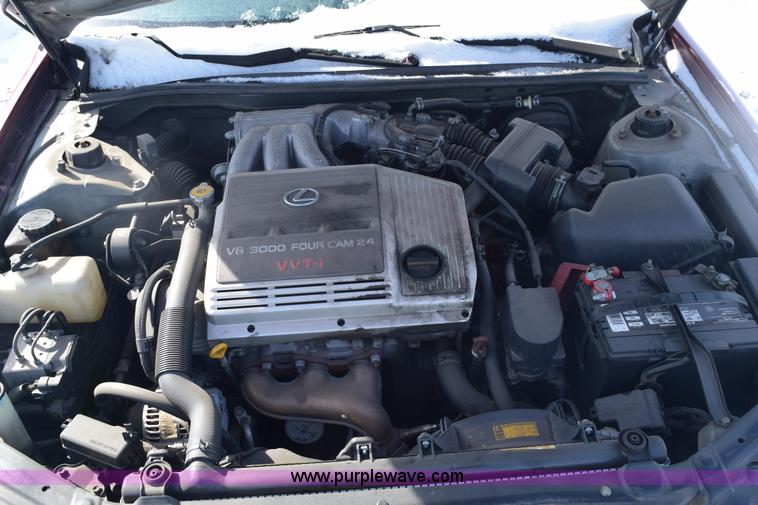 image for item E6181 2001 Lexus ES300