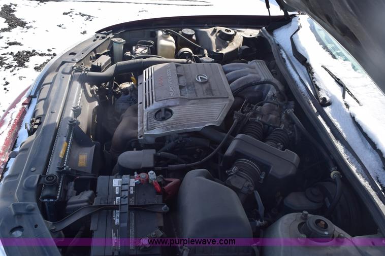 image for item E6181 2001 Lexus ES300