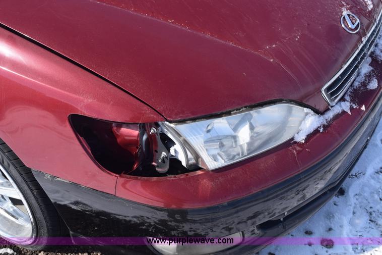 image for item E6181 2001 Lexus ES300