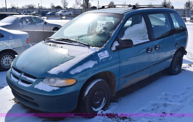 image for item E6183 1997 Dodge Grand Caravan van