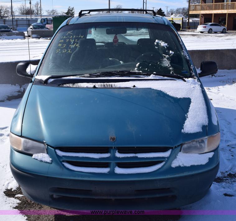 image for item E6183 1997 Dodge Grand Caravan van