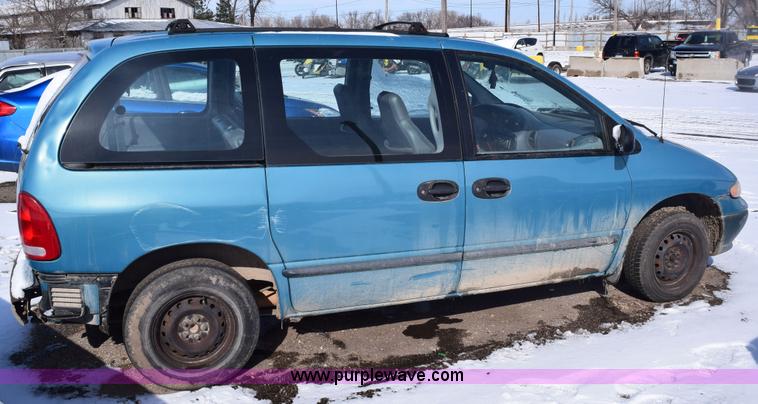 image for item E6183 1997 Dodge Grand Caravan van