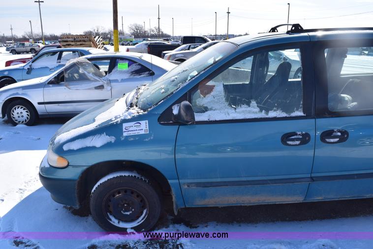 image for item E6183 1997 Dodge Grand Caravan van