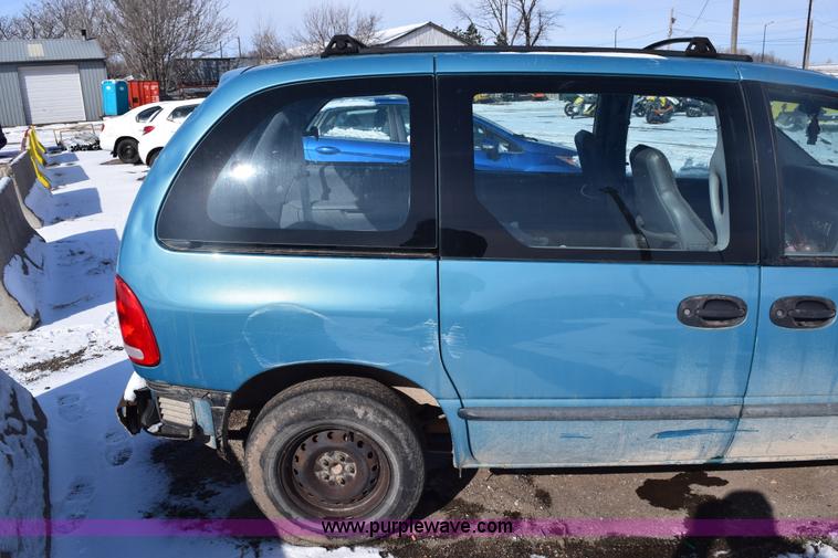 image for item E6183 1997 Dodge Grand Caravan van