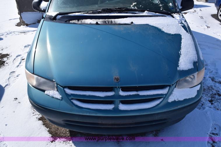 image for item E6183 1997 Dodge Grand Caravan van