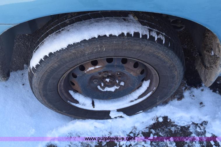 image for item E6183 1997 Dodge Grand Caravan van