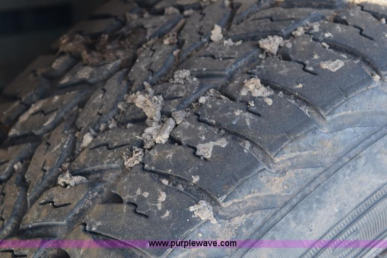 image for item E6183 1997 Dodge Grand Caravan van