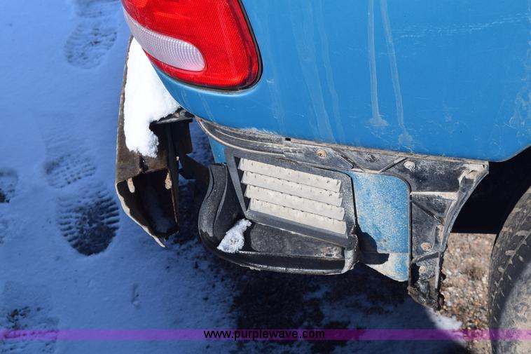 image for item E6183 1997 Dodge Grand Caravan van