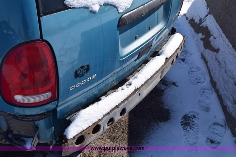 image for item E6183 1997 Dodge Grand Caravan van