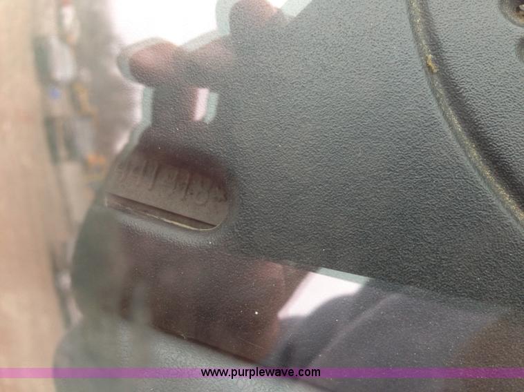 image for item E6183 1997 Dodge Grand Caravan van