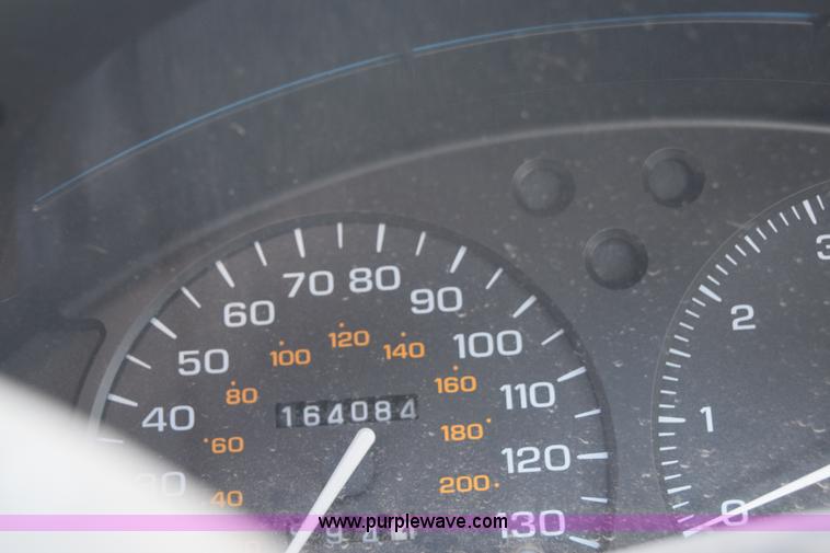 image for item E6223 1997 Saturn SC SC2