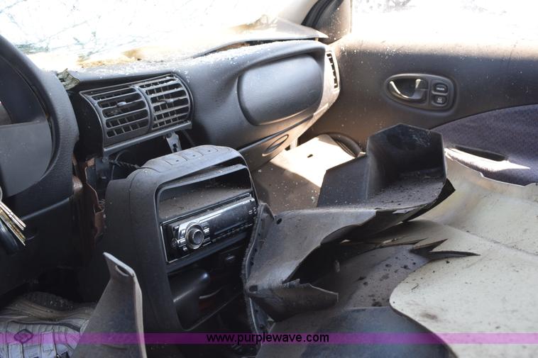 image for item E6223 1997 Saturn SC SC2