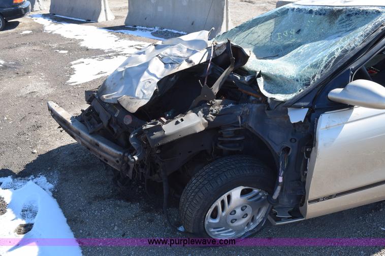 image for item E6223 1997 Saturn SC SC2