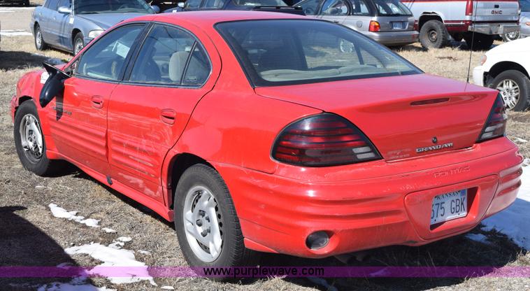 image for item E6230 1999 Pontiac Grand AM SE
