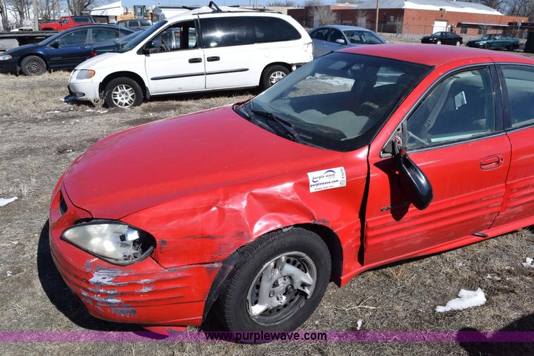 image for item E6230 1999 Pontiac Grand AM SE