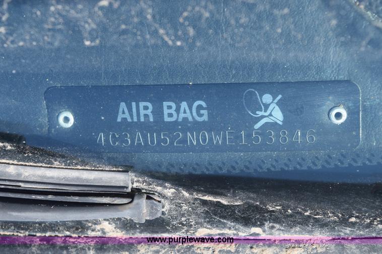 image for item E6231 1998 Chrysler Sebring LXi