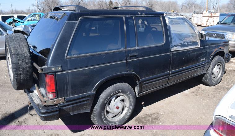 image for item E6232 1992 Oldsmobile Bravada SUV