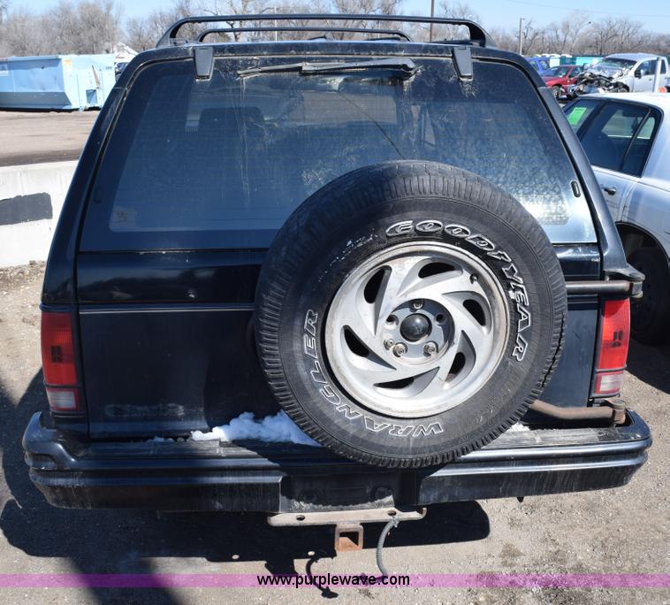 image for item E6232 1992 Oldsmobile Bravada SUV