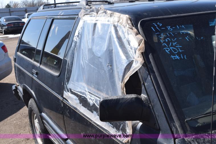 image for item E6232 1992 Oldsmobile Bravada SUV