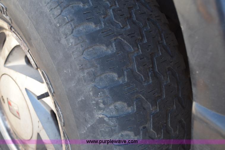 image for item E6232 1992 Oldsmobile Bravada SUV