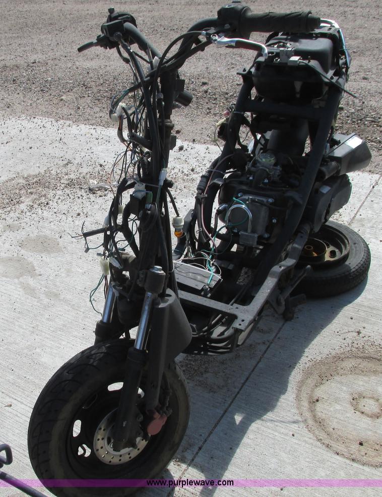 image for item I9558 2012 Tao Tao moped