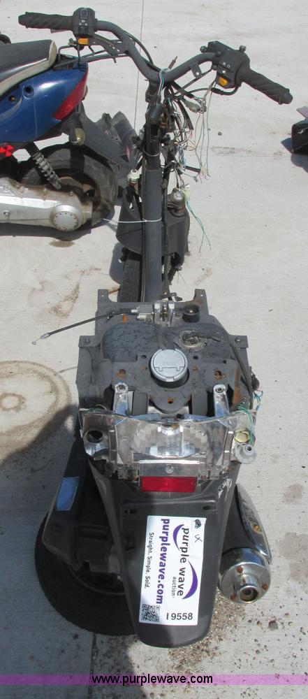 image for item I9558 2012 Tao Tao moped