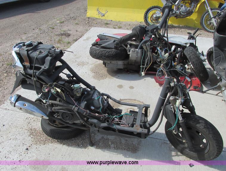 image for item I9558 2012 Tao Tao moped