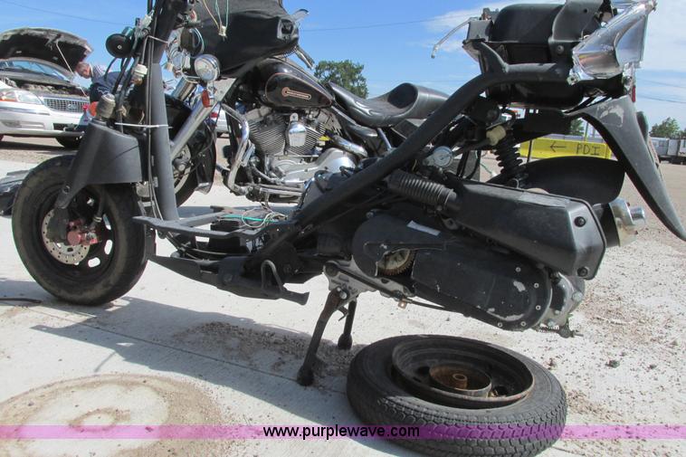 image for item I9558 2012 Tao Tao moped
