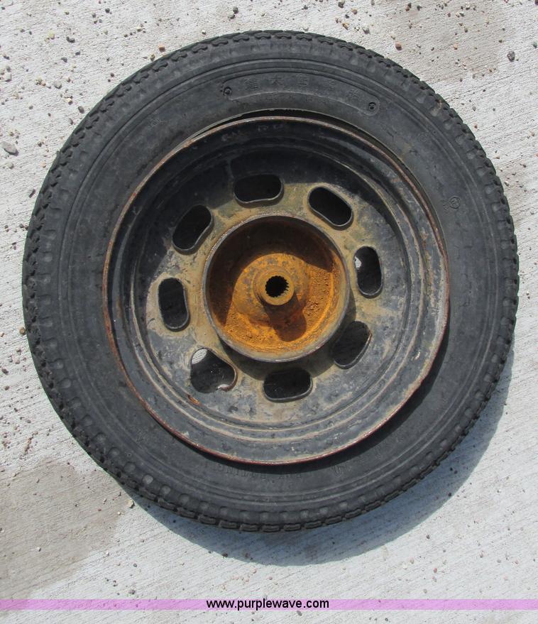 image for item I9558 2012 Tao Tao moped