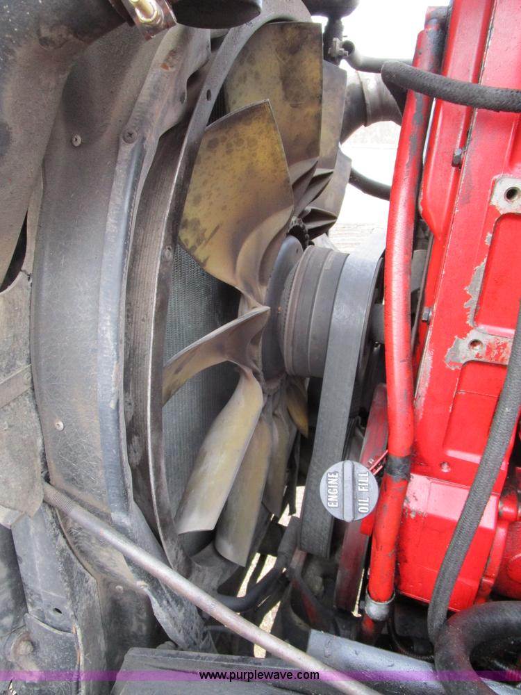 image for item D2302 2007 Kenworth T600 semi truck