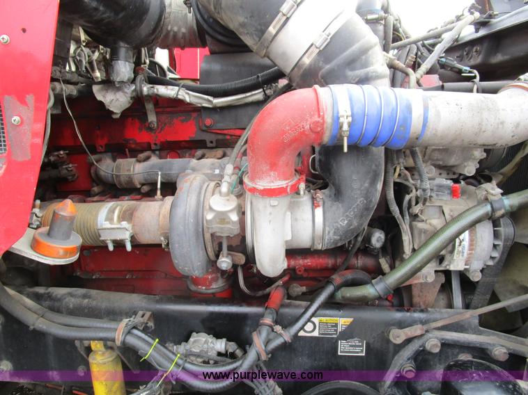 image for item D2302 2007 Kenworth T600 semi truck